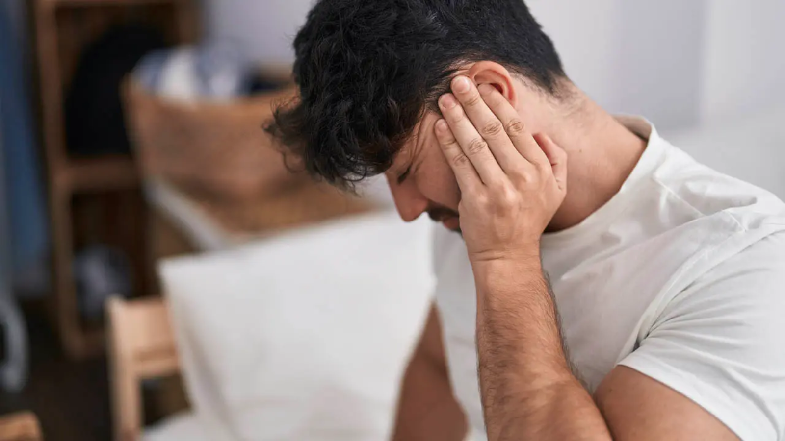 Los acúfenos cervicales se perciben mejor durante las noches