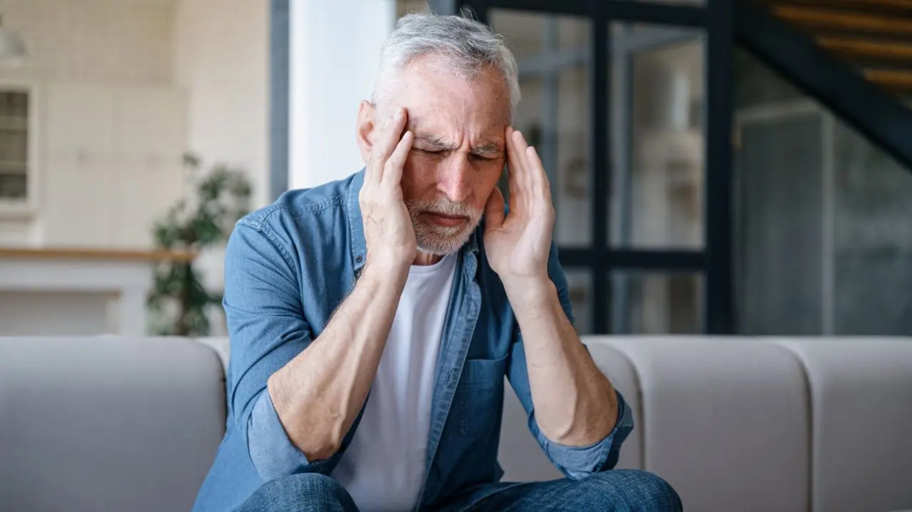 Vértigos y mareos cervicales son trastornos del equilibrio con síntomas similares pero causas dispares