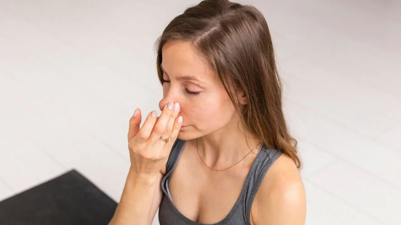 Una paciente acude a consulta explicando que «se me tapona la nariz al acostarme»